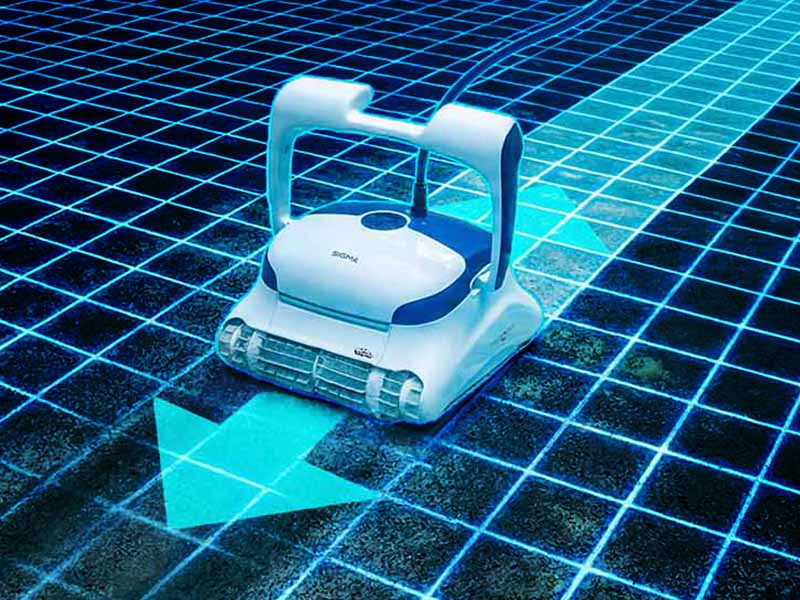Dolphin Sigma SmartNav 3.0 scanning the pool floor